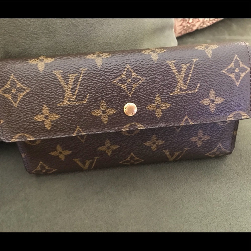 Authentic vintage Louis Vuitton wallet